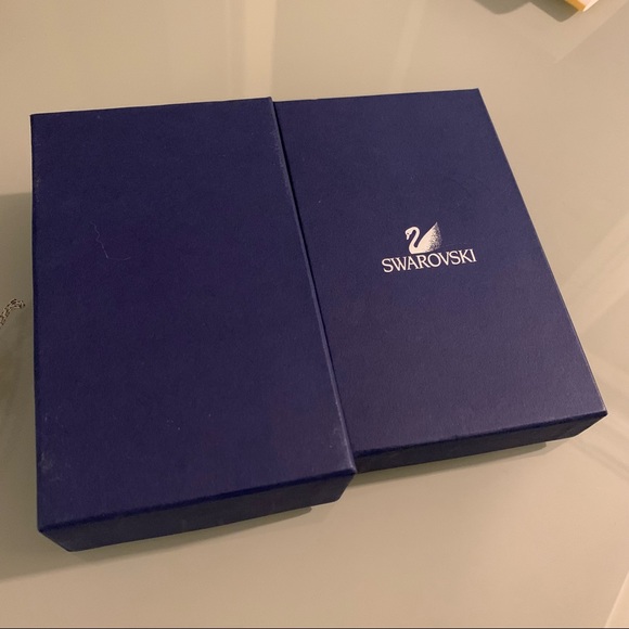 Swarovski Necklace - Pale Blue Crystal Pendant - Picture 5 of 8